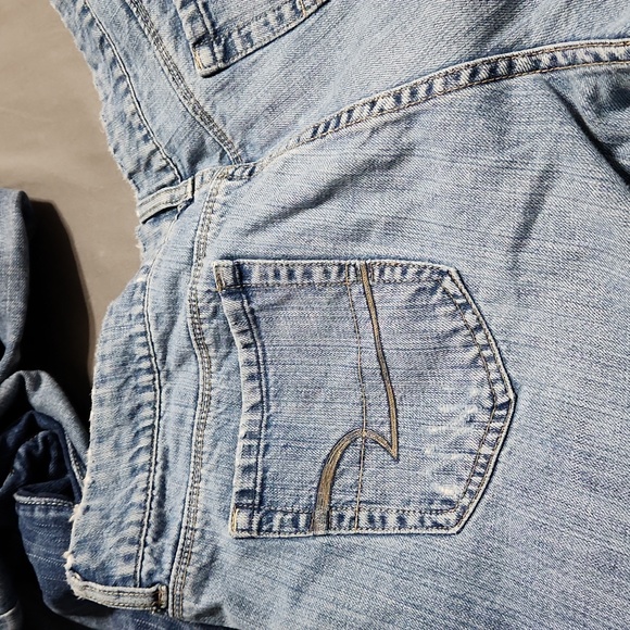 Jeans - Picture 11 of 14